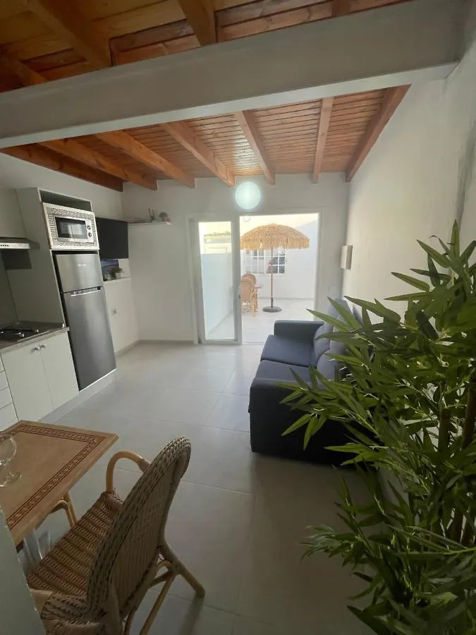 Apartamentos Elena Lajares